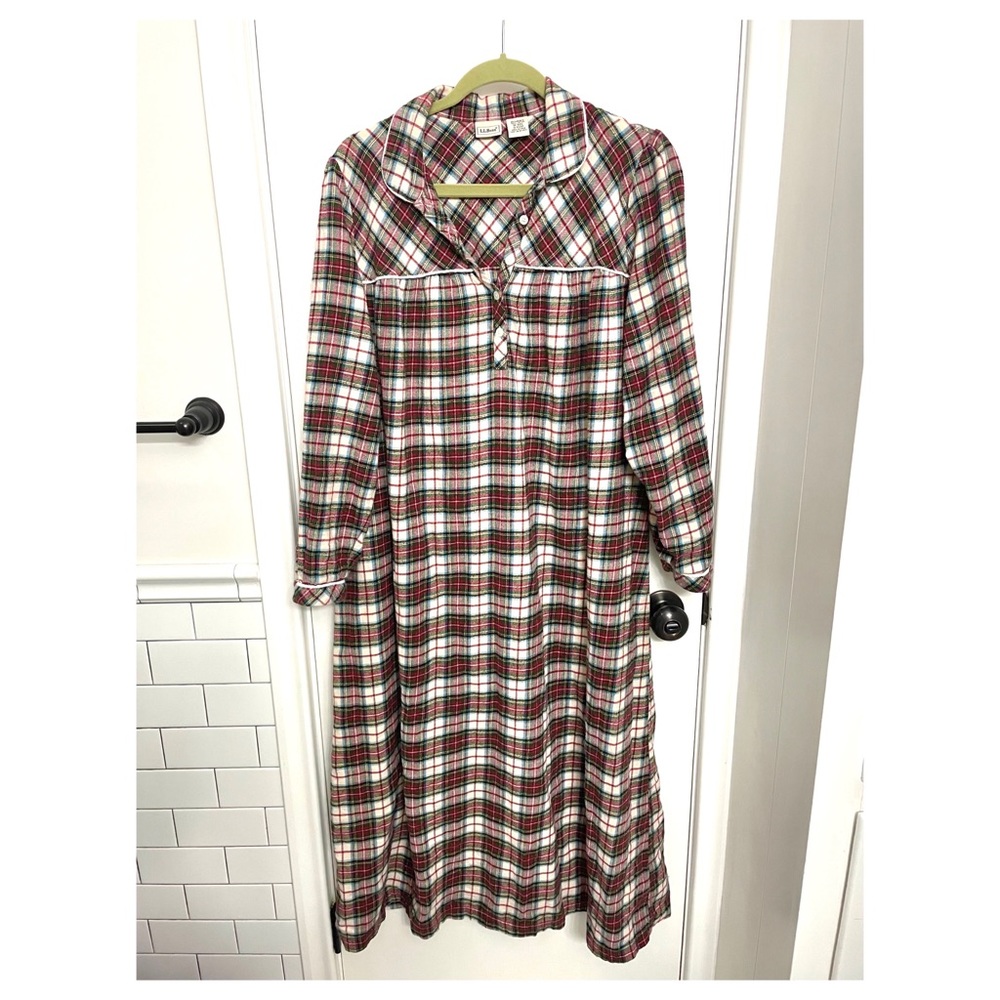 L.L. Bean plaid flannel nightgown size medium